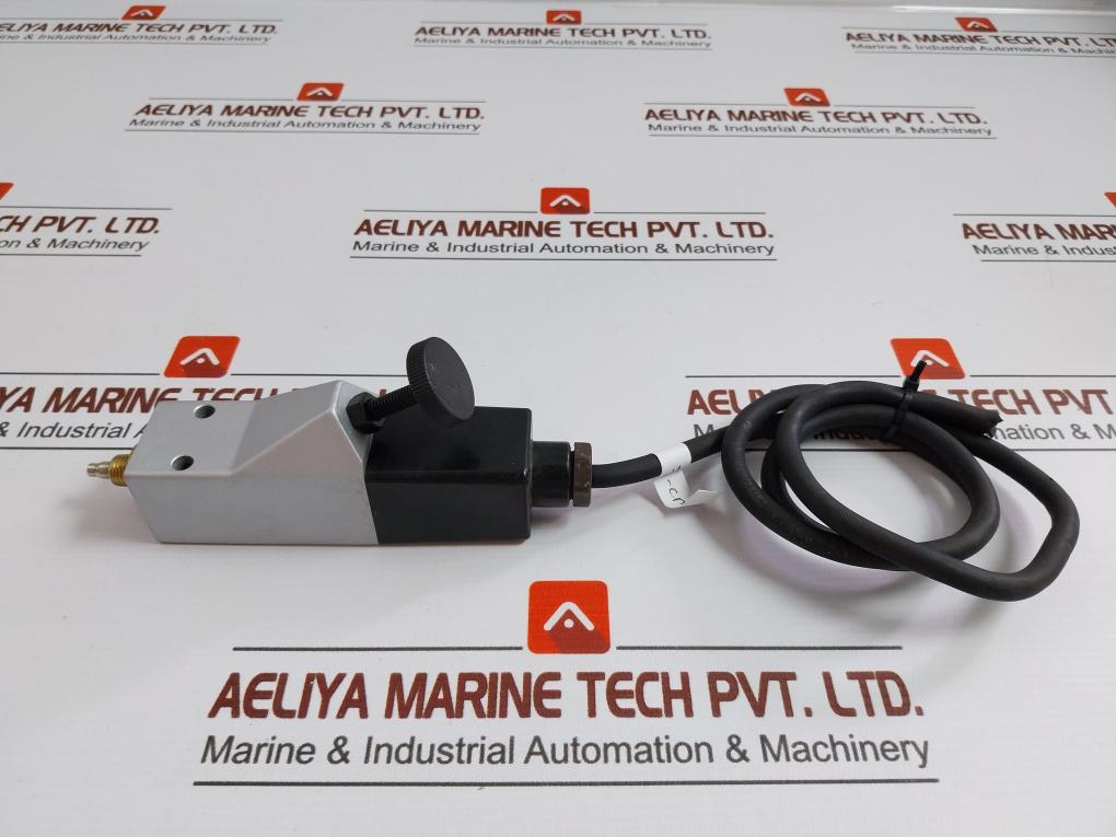 Pressure-Switch-2-20bar-220v-Cable-Length-77cm-By-Suco-0159-429-14-1-001-3