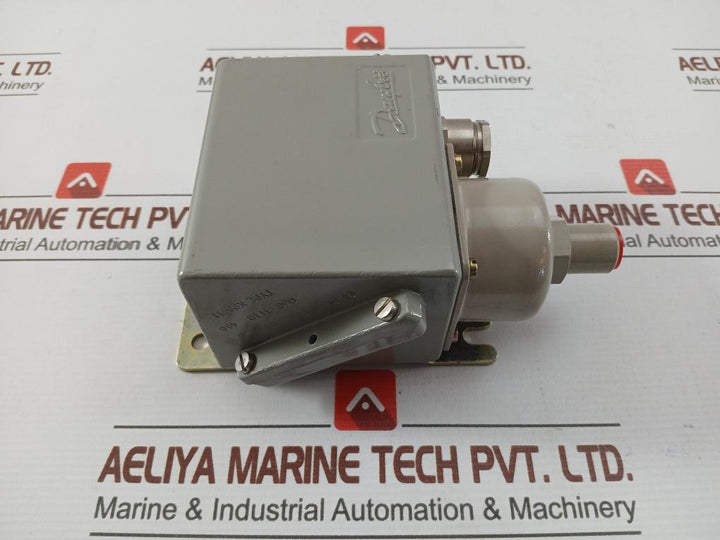 Pressure-Switch-440V-0-2-5Bar-12W-1-02Kp-Cm2-Danfoss-KPS-31-210269-7