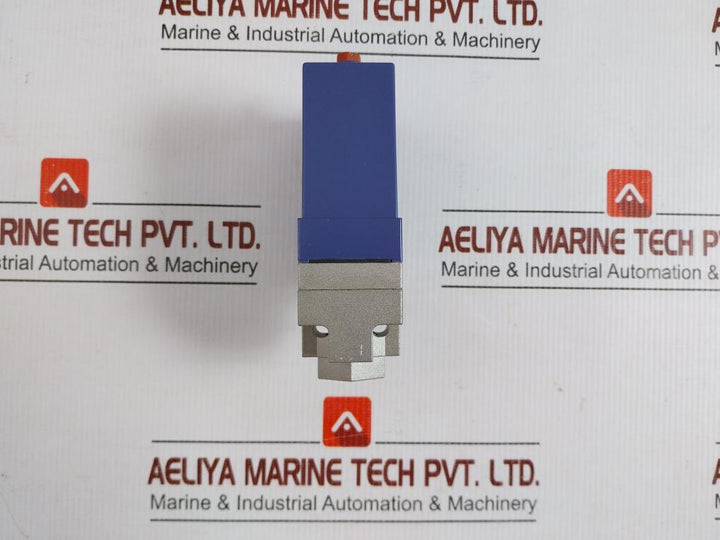Pressure-Switch-By-Telemecanique-145-2320psi-10-160bar-240v-1-5a-Xml-B160d2s11-9