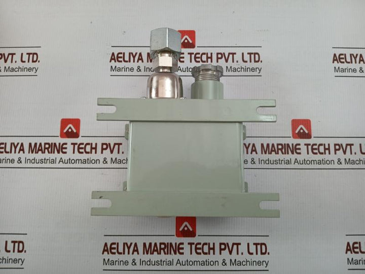 Pressure Control Fps-c135Wuq Saginomiya