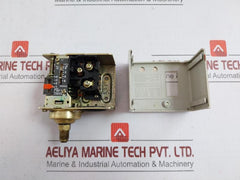 Pressure Control Switch -50 To 6 Cmhg Saginomiya Sns-c106Q3A