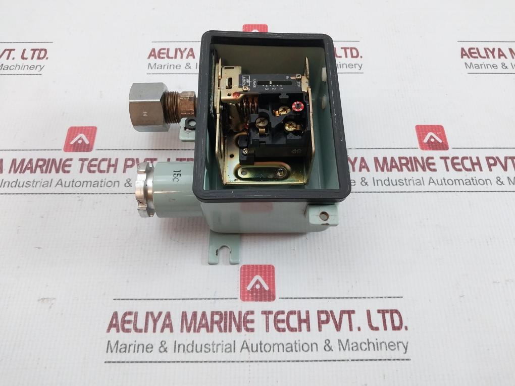 Pressure Control Switch Ans-c135Wu3Q Saginomiya 10-35 Kgf/Cm2