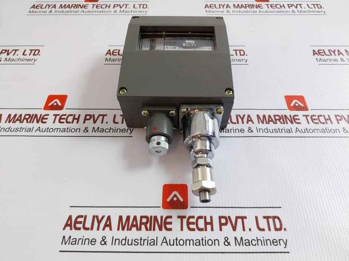 Pressure Controller Ywk-50-c Shanghai Jiangxin Electric 0-0.5 Mpa