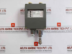 Pressure Controller Ywk-50-c Shanghai Jiangxin Electric 0-0.5 Mpa