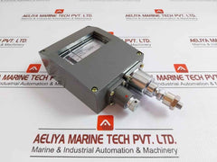 Pressure Controller Ywk-50-c Shanghai Jiangxin Electric 0-0.5 Mpa