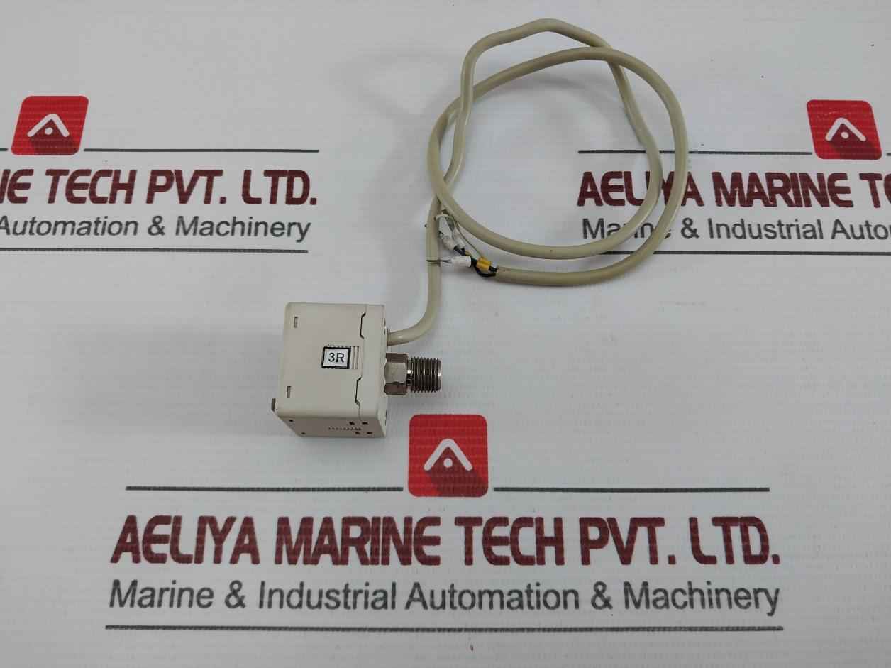 Pressure Sensor Part No. P40P-030-f1 Dc12~24V