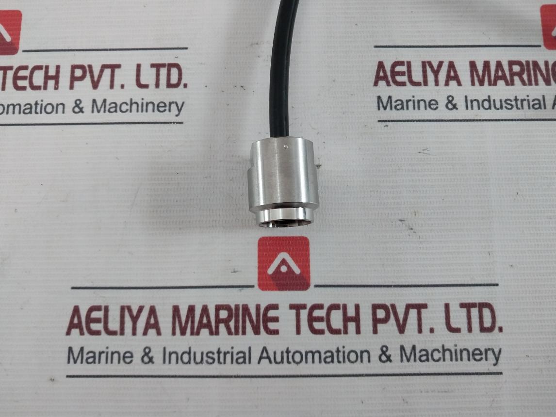 Pressure Sensor With 2.7 Meter Cable In Pa12 Hiphl 6X1X8 Polyamide Tubing