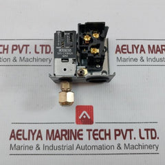 Pressure Switch -50–6 Cmhg Saginomiya Sys-c106X2A
