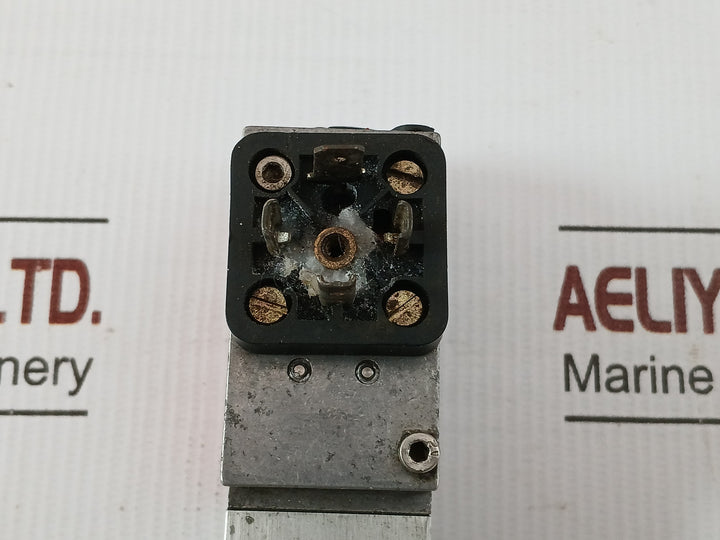 Pressure Switch 5-40 Bar Mbc 5100 Danfoss