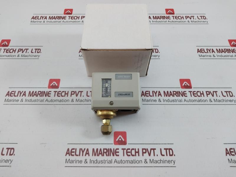 Pressure Switch 50Ma Sns-c106X Saginomiya