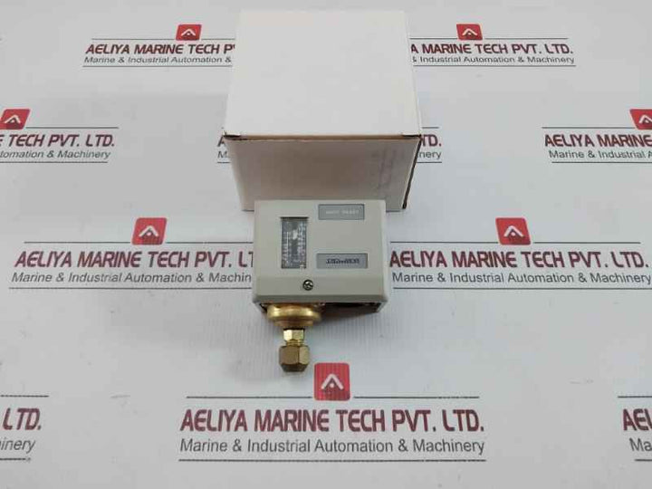 Pressure Switch 50Ma Sns-c106X Saginomiya
