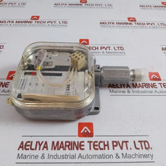 Pressure Switch Dfq 7B 98 F001 Sauter 0 To 40 Bar 2 (0,5)A 380V