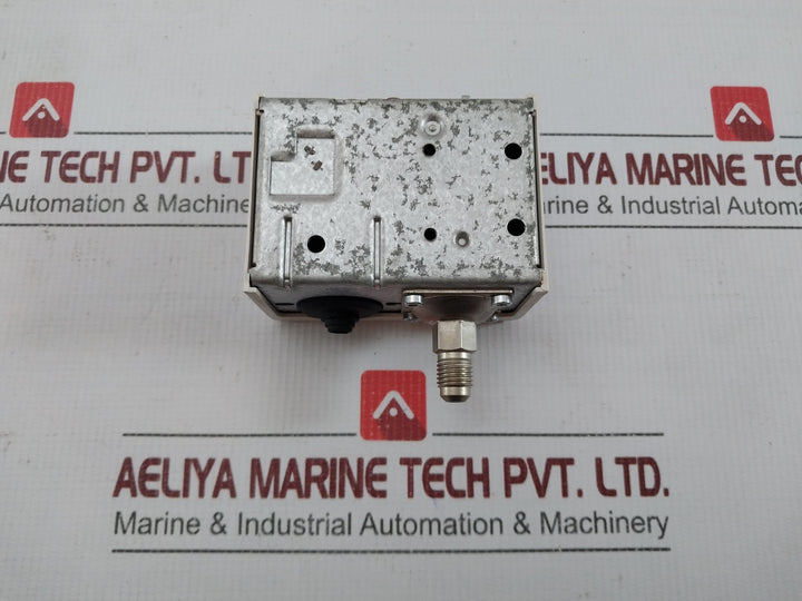 Pressure Switch Pb 17 Bar/Mwp 245 Psig Danfoss Kp1