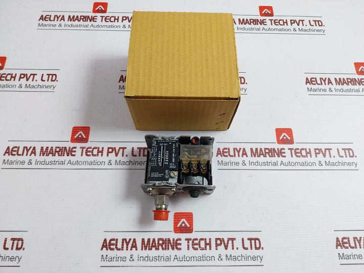 Pressure Switch Reset Diff.-3Bar 43Psi Danfoss Kp 5 Ac 15 10A