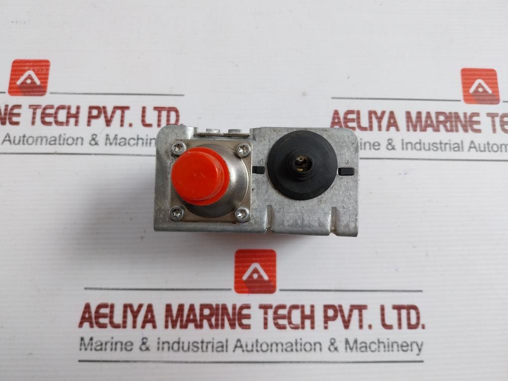 Pressure Switch Reset Diff.-3Bar 43Psi Danfoss Kp 5 Ac 15 10A