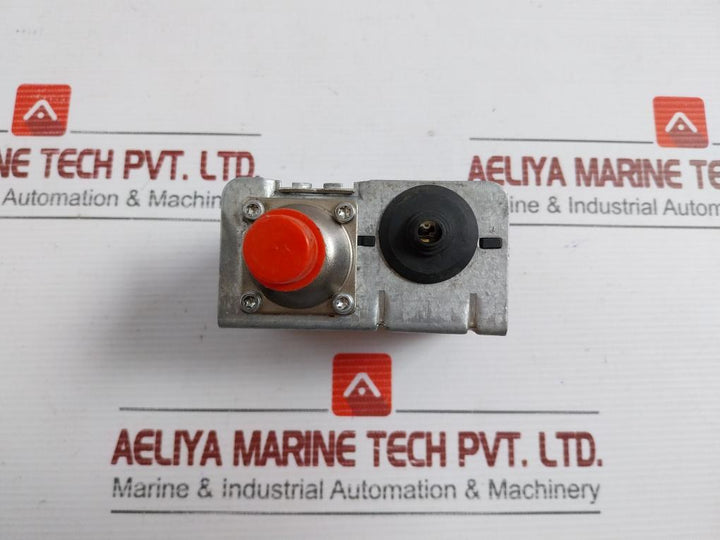 Pressure Switch Reset Diff.-3Bar 43Psi Danfoss Kp 5 Ac 15 10A