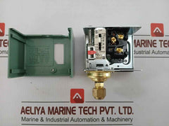 Pressure Switch Sns-c106Q032 Saginomiya Range -50 To 6 Cmhg