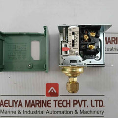 Pressure Switch Sns-c106Q032 Saginomiya Range -50 To 6 Cmhg