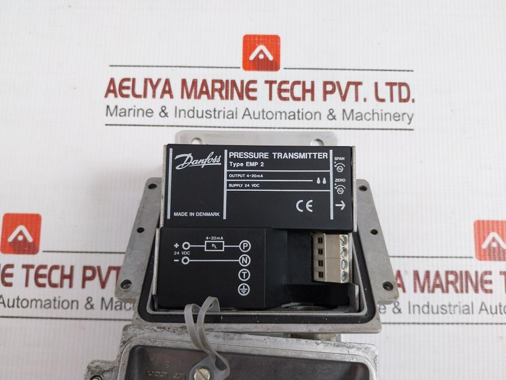 Pressure Transmitter 4-20 Ma 24 Vdc Part no 084G2158 Danfoss