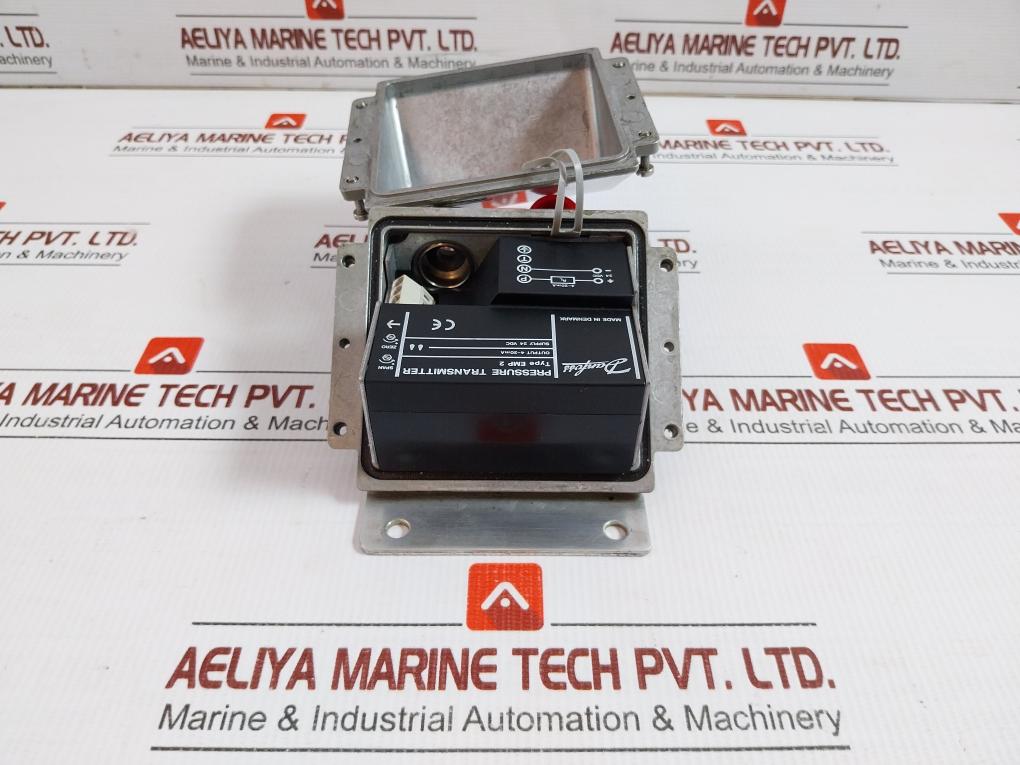 Pressure Transmitter 4-20 Ma 24 Vdc Part no 084G2158 Danfoss