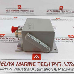 Pressure Transmitter 4-20 Ma 24 Vdc Part no 084G2158 Danfoss