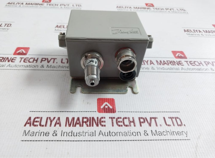 Pressure Transmitter Emp 2 Danfoss 24 Vdc 4-20 Ma