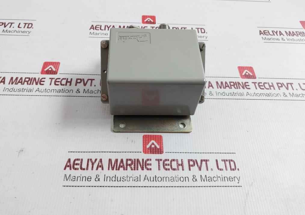 Pressure Transmitter Emp 2 Danfoss 24 Vdc 4-20 Ma