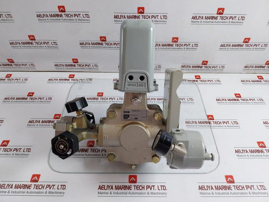 Pressure Transmitter W/ Filter Regulator Y/15A1-lk1/L/Gas-fm/Cal-m Yokogawa -25~100 Mmh2O