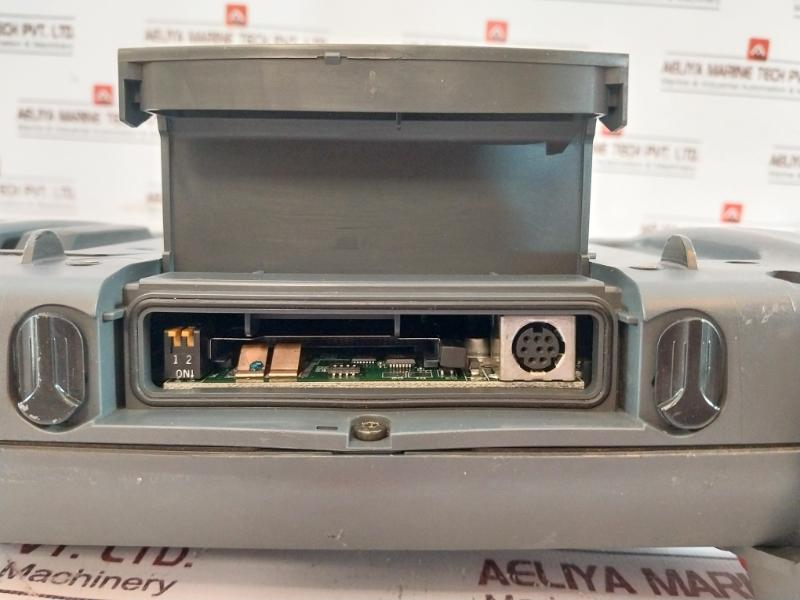 Pro-face 3080028-01 Operator Interface Panel Gp2401H-tc41-24V 1.250 Kg