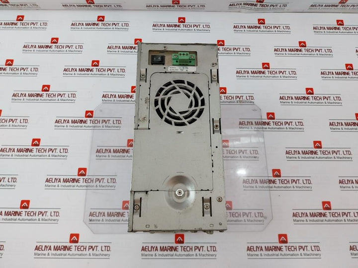 Pro-face 3582302-01 Industrial Pc Ac100-240V 50/60Hz Apl3000-ba-cm18-2P