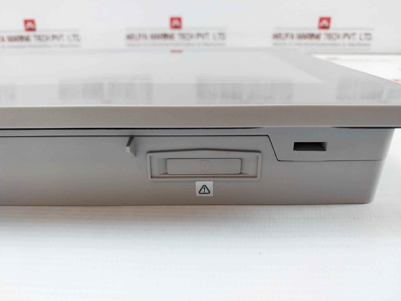 Pro-face Pfxgp4502Wadw Touch Screen Panel Gp-4502Ww 24Vdc 10W 50˚C