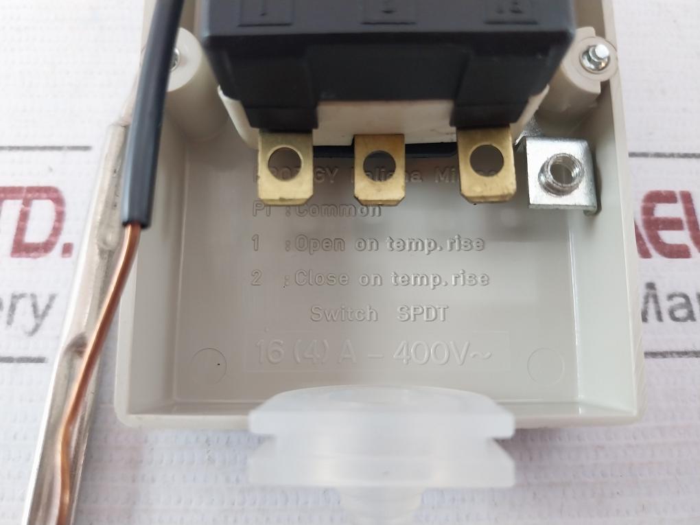 Prodigy F/2000 Room Thermostat 321-171.002 16(4) A-400V