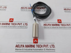 Proximity Sensor 12-24Vdc 2-meter Omron E2E2-x10C1