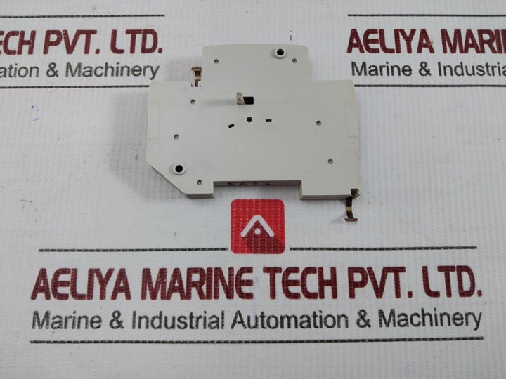 Ps Etimat Auxiliary Circuit Switch 6A/230V Ac Eti