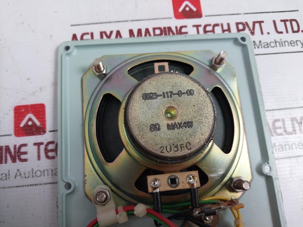 Pt 93 Cabin Loudspeaker Pushbutton To Talk 0023-117-0-00 8Ω Max4W