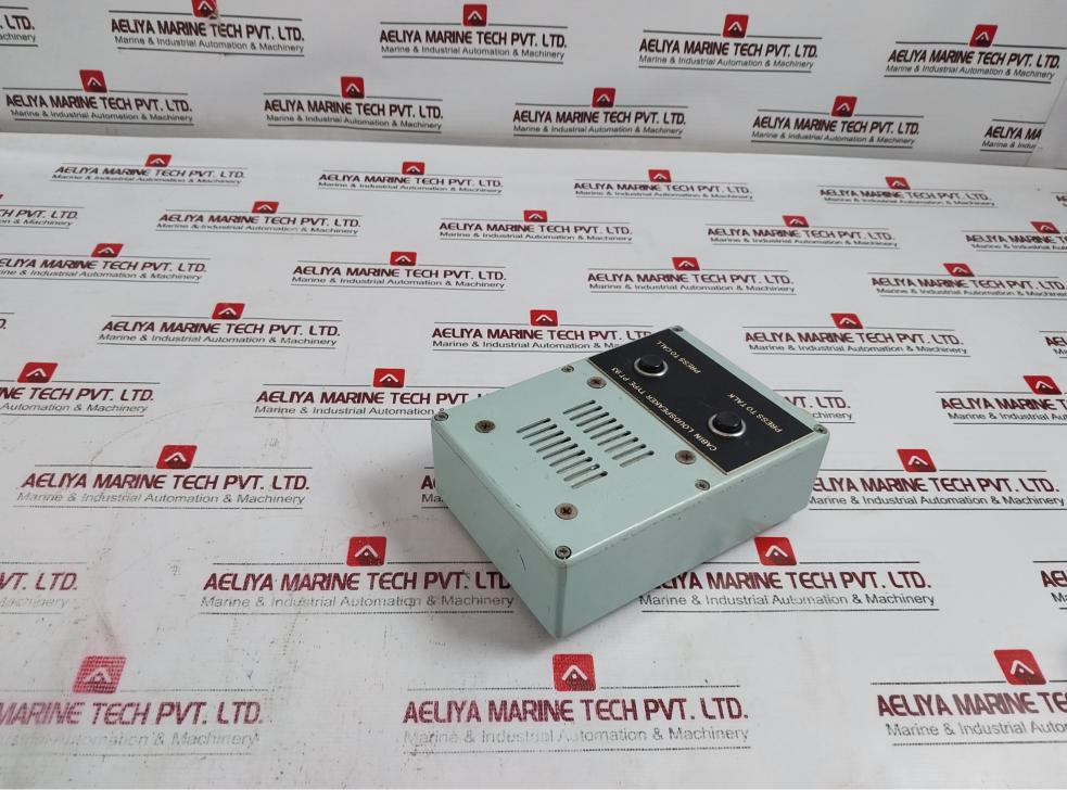 Pt 93 Cabin Loudspeaker Pushbutton To Talk 0023-117-0-00 8Ω Max4W