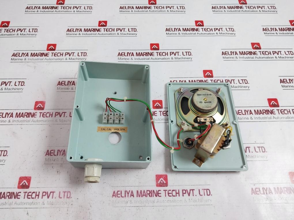 Pt 93 Cabin Loudspeaker Pushbutton To Talk 0023-117-0-00 8Ω Max4W
