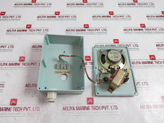 Pt 93 Cabin Loudspeaker Pushbutton To Talk 0023-117-0-00 8Ω Max4W