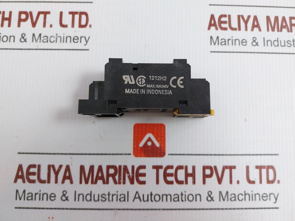 Ptf08A-e Relay Socket Omron 15A 240V