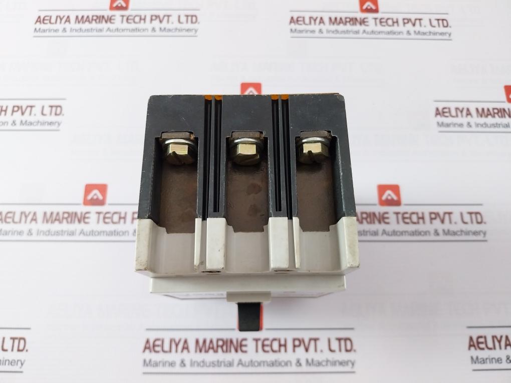 Pufa Dm1-100M/3300 Circuit Breaker Ac 400V 50Hz A021027