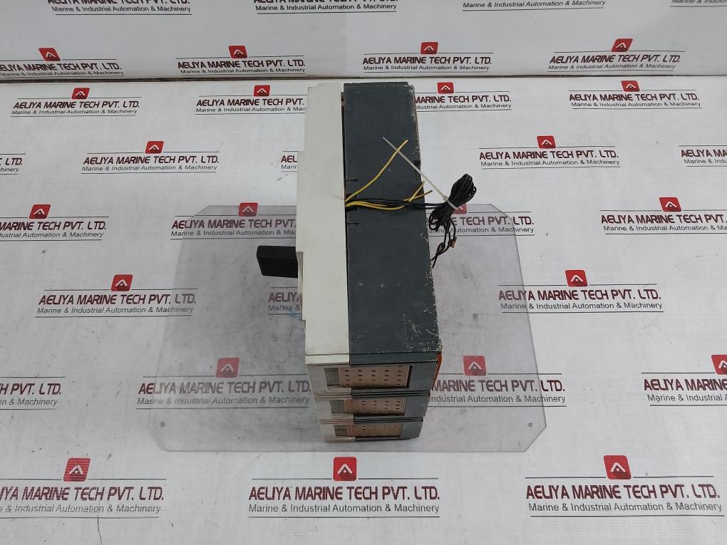 Pufa Dm1-800M/3320 Air Circuit Breaker Ac 400V 50Hz Gb14048.2 A021027