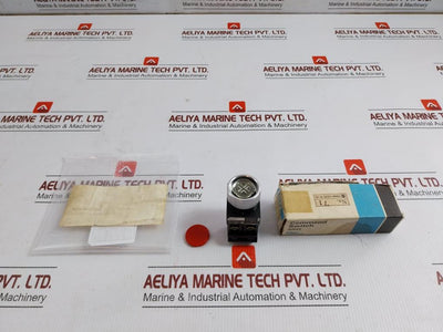 Push-Button-Switch-600-Vac-10A-Ah22-fr10-Fuji-Electric-Ah22-f-208967-1