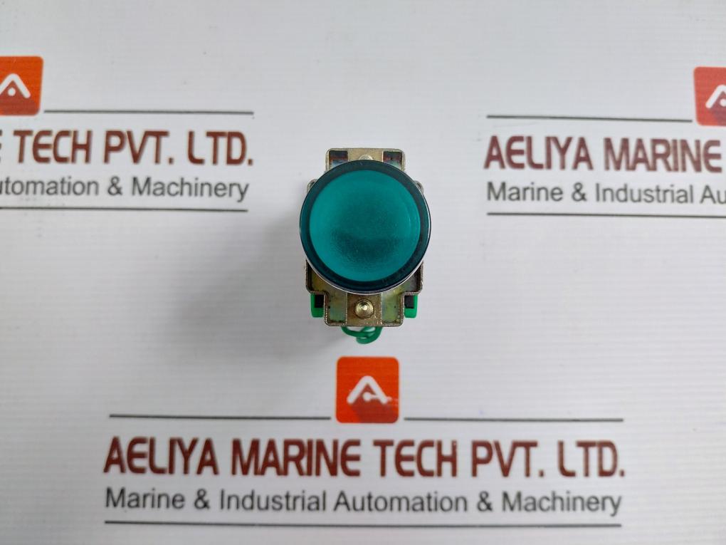 Push-Button-Switch-By-Cutler-Hammer-440x24vca-00101-5