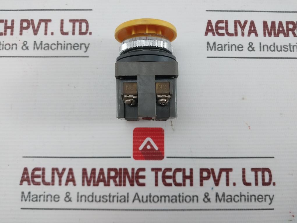 Push-button Switch Idec Part No: 41-10650