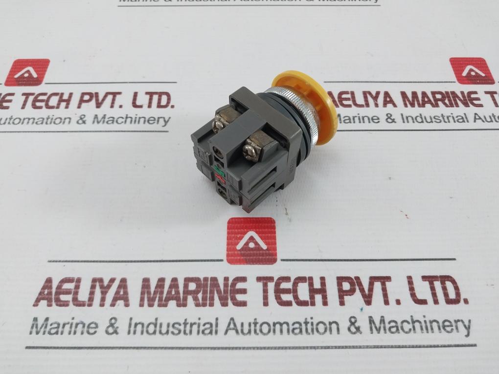 Push-button Switch Idec Part No: 41-10650