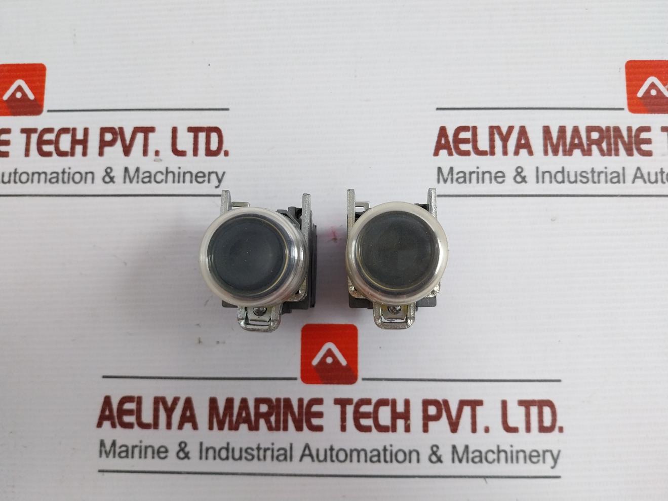 Push Button/E-stop Unit Ac15 Schneider Electric Zbe-102 240V 3A