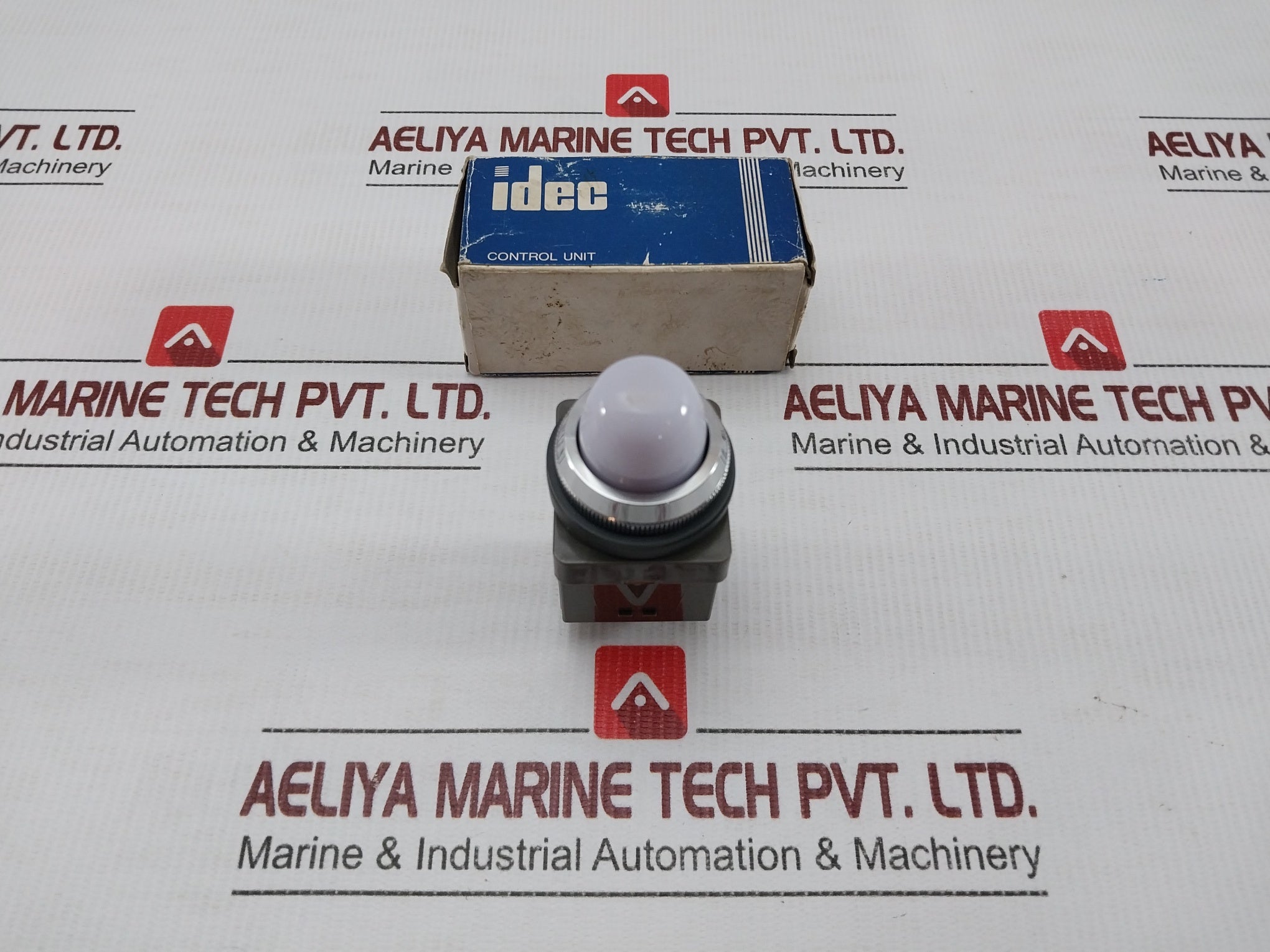 Pushbuttons-Pilot-Light-400-440V-50-60Hz-Idec-Apn118-w-209817-1