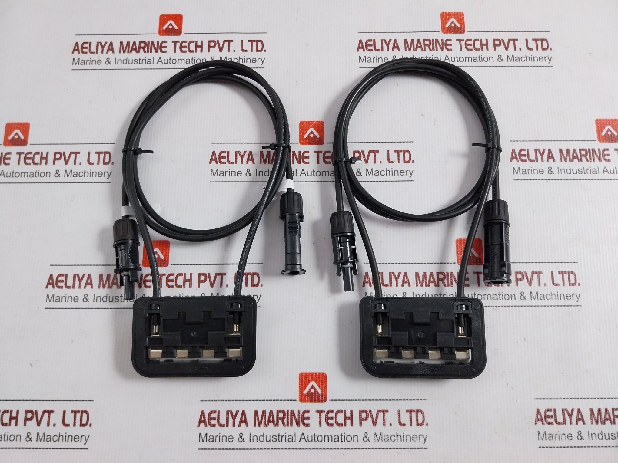 Pv-xt1206Xy-Pv-Solar-Panel-Junction-Box-1500V-15A-0-9-Meter-Pv-xt101-1-Xtong-209431-8