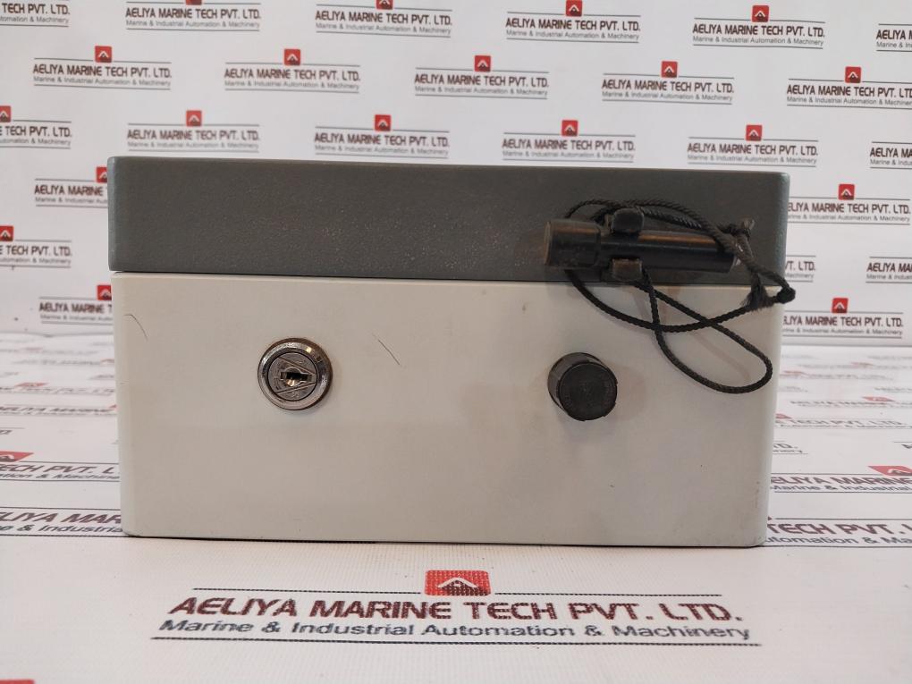 Qmi Triplex NW6 2HL Oil Mist Monitor 110/240VAC