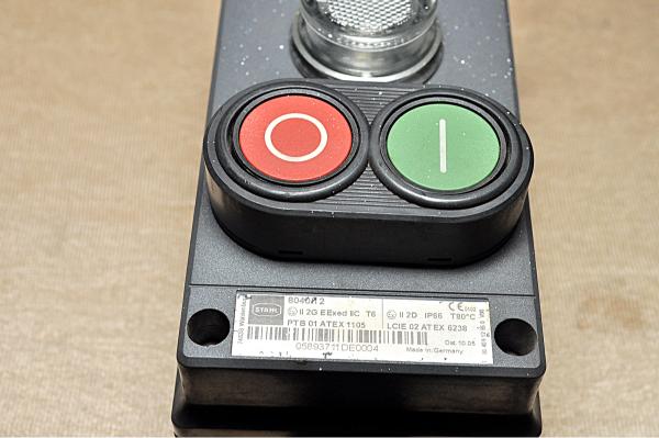 R.Stahl 8040/12 Consig Push Button Ac500V